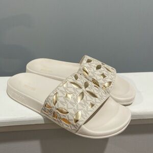 Michael Kors Women's Size 8 White and Gold Slide Sandals